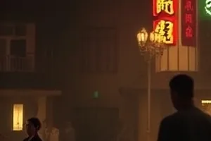 咸味汽水作品封面：夏日午后桌上冒泡的玻璃瓶